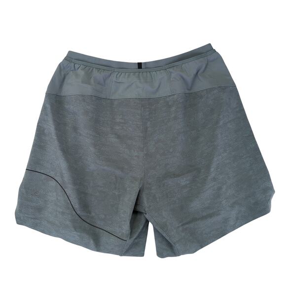 Lululemon All‎ Terrain Short 7" M7ANVS Gray Shorts Workout Athletic Men's Large - Picture 2 of 3